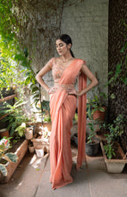 Load image into Gallery viewer, Peach Saree